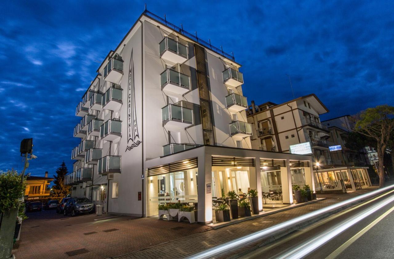 Hotel & Aparthotel Carinthia S リド・ディ・イエゾロ エクステリア 写真