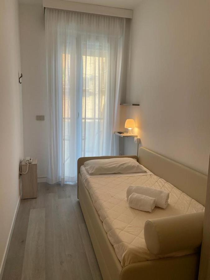 Hotel & Aparthotel Carinthia S リド・ディ・イエゾロ エクステリア 写真